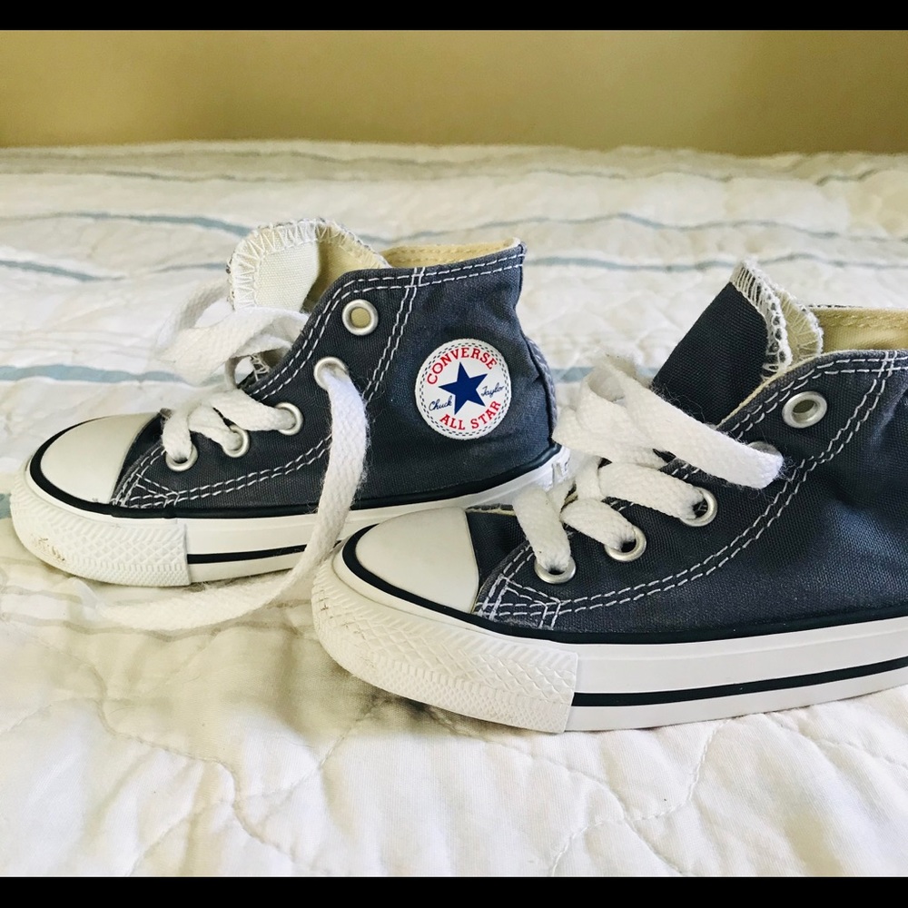 High Top converse size 5